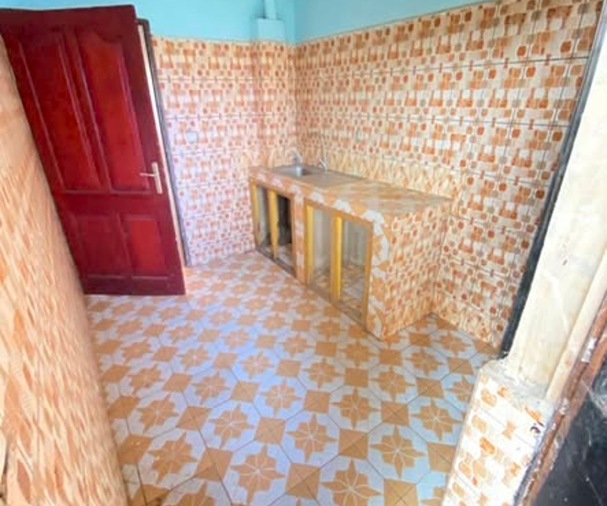 Appartement moderne à louer – Carrefour Nkolbisson