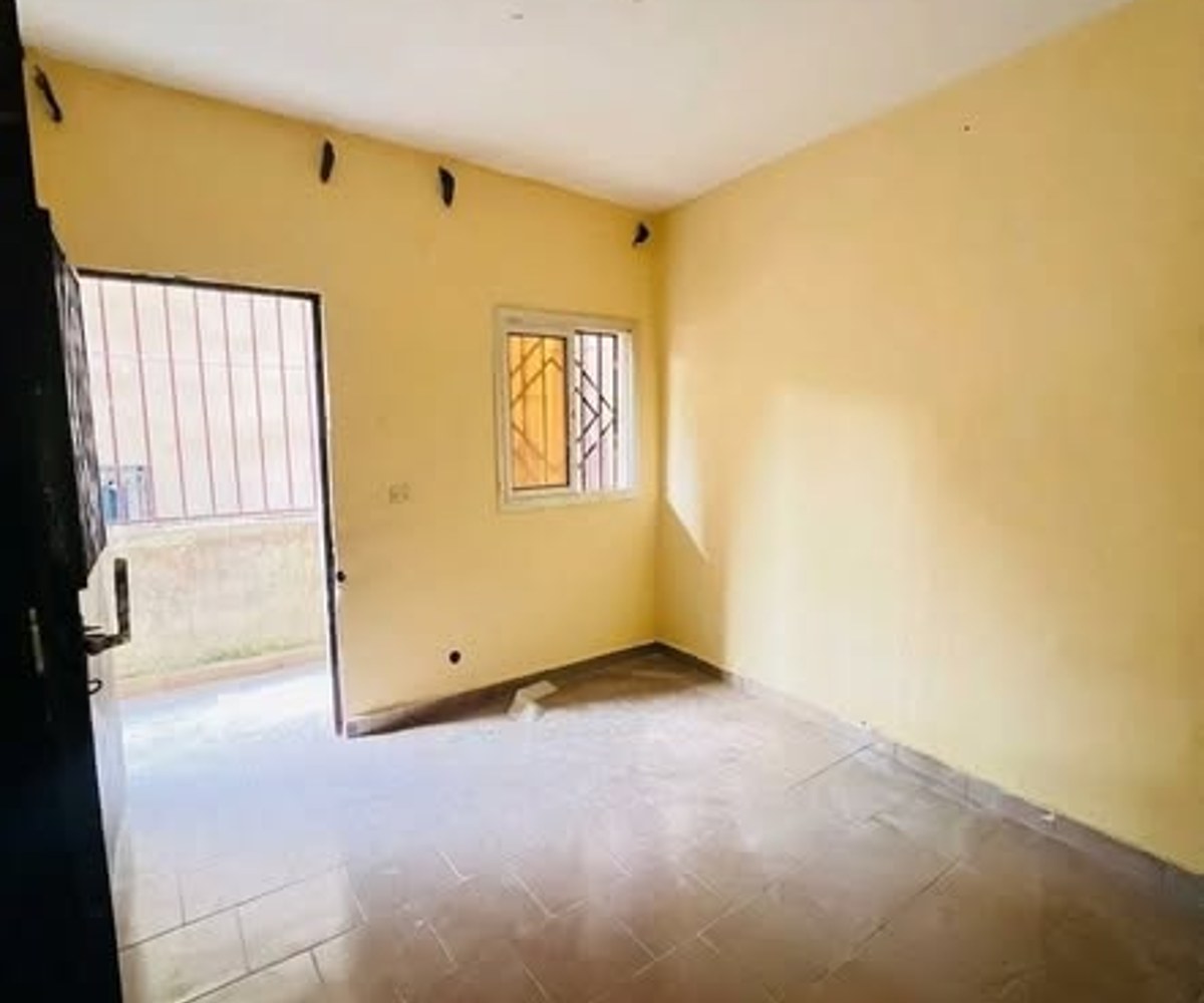 Chambre moderne à louer - Ange Raphaël, Douala