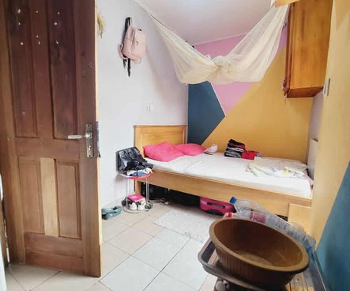 Chambre moderne à Ange Raphaël avec balcon