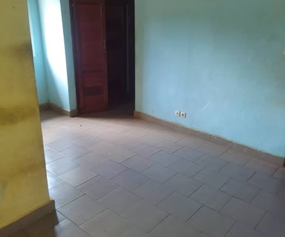 Appartement moderne à louer – Oyom Abang, Yaoundé