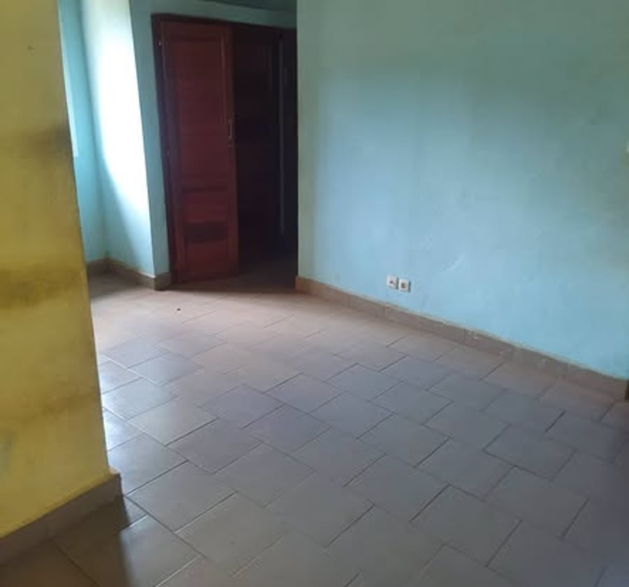 Appartement moderne à louer – Oyom Abang, Yaoundé