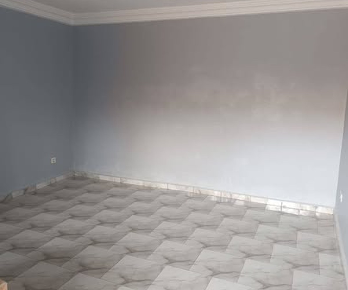 Chambre à louer à Barrière Ahala