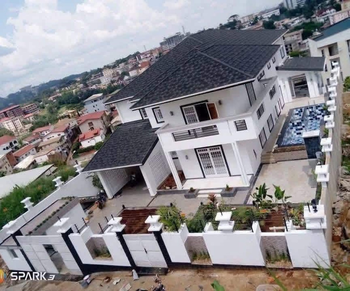 Duplex ultra VIP à vendre - Bastos Bonheur, Yaoundé