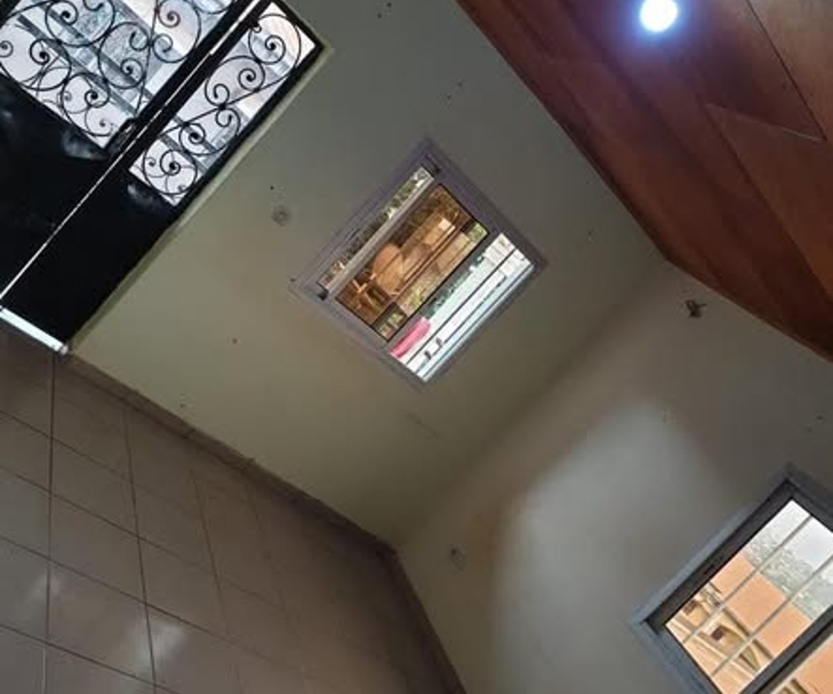 Appartement Mendong – 2 chambres avec placards