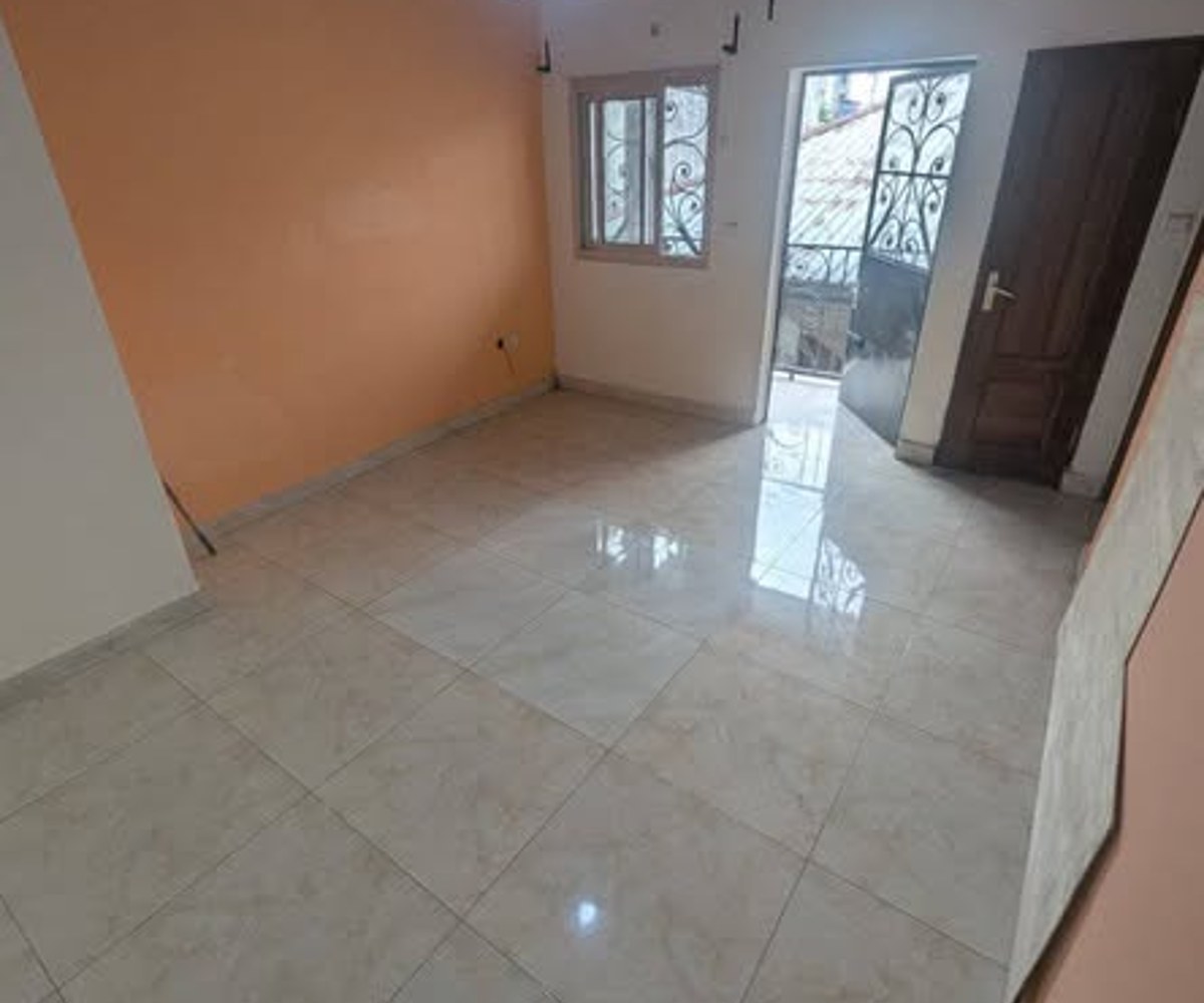 Studio à louer à Makepe Montana City - 65 000 FCFA/mois