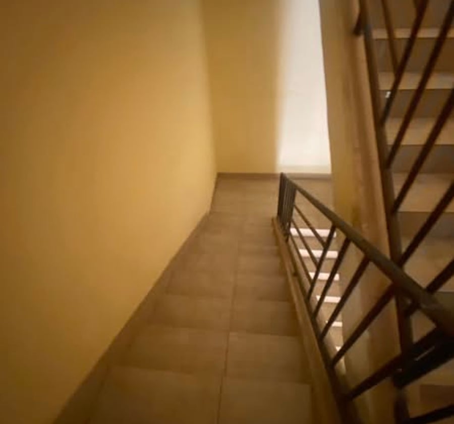 Triplex à louer à Fouda