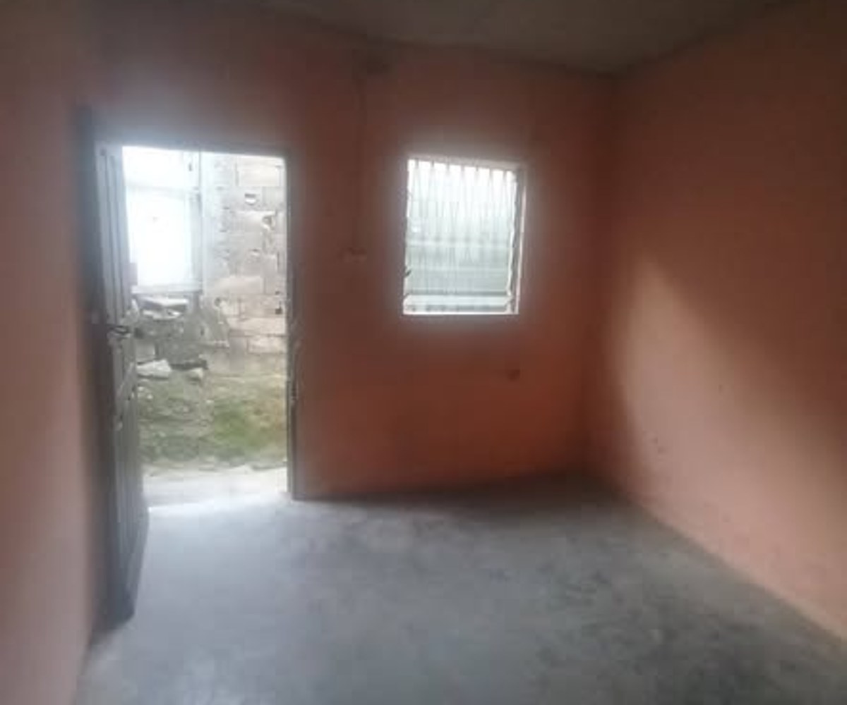 Studio simple à louer - Beedi, Douala