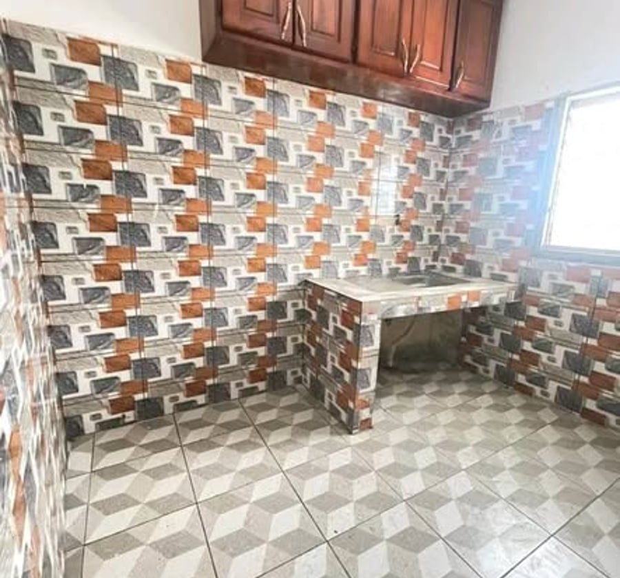 Appartement moderne semi-individuel à louer à Biyem-Assi