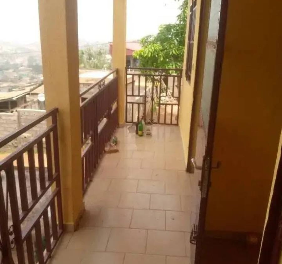 Studio moderne à louer - Nkolbisson, Yaoundé
