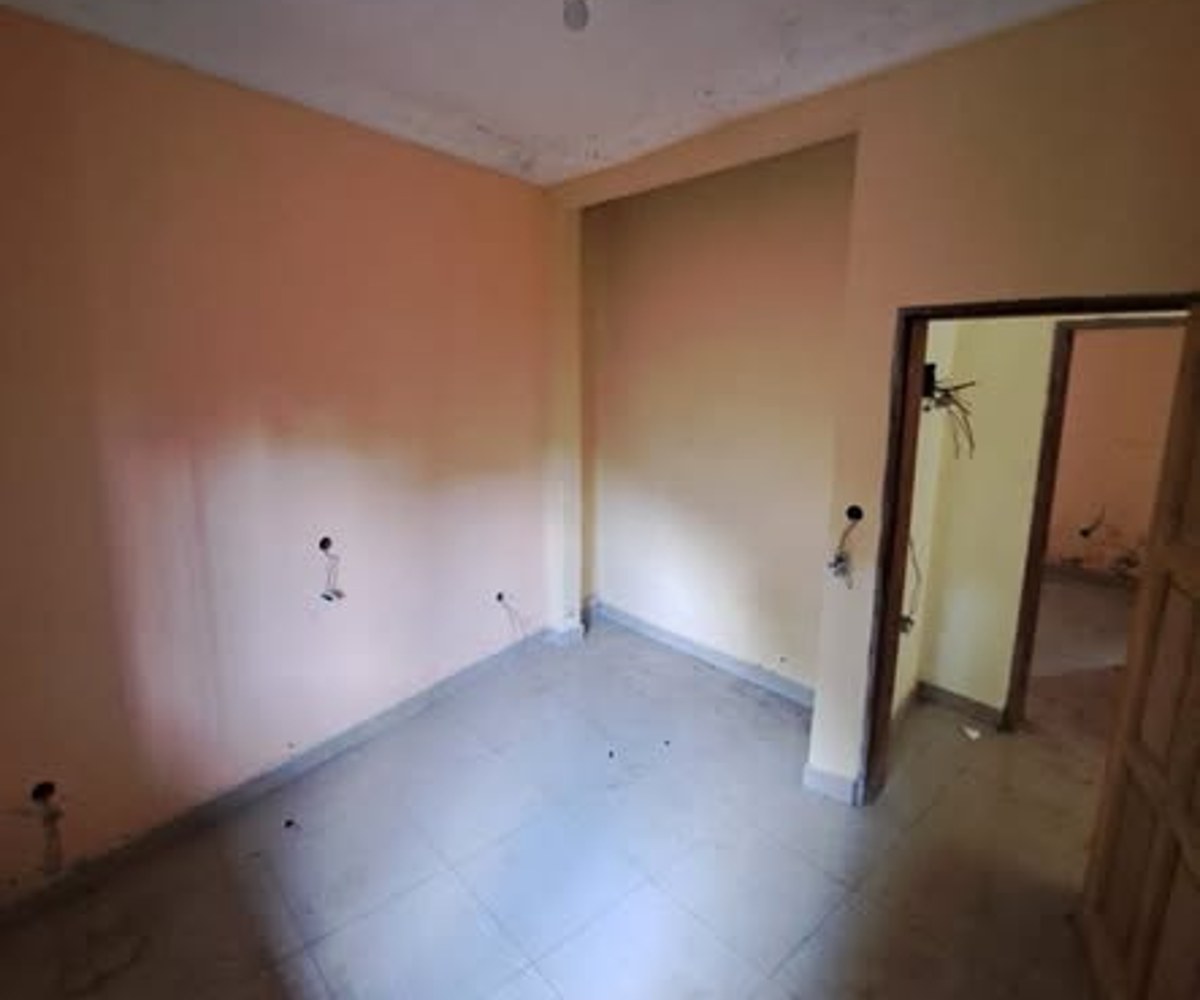Appartement 2 chambres à louer Odza petit marché