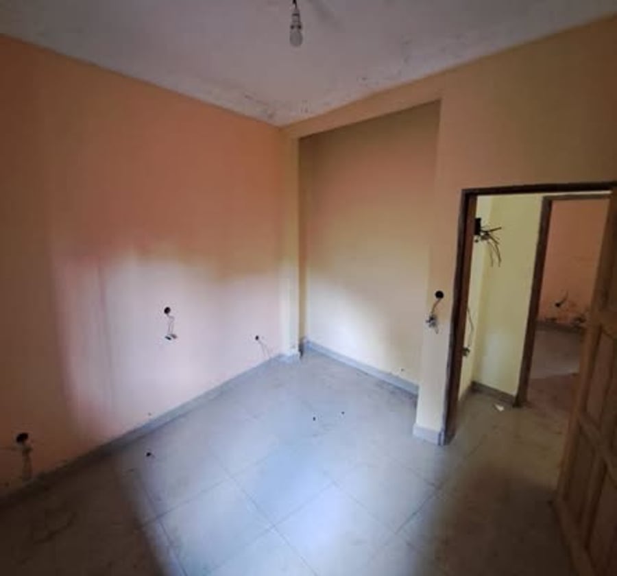 Appartement 2 chambres à louer Odza petit marché