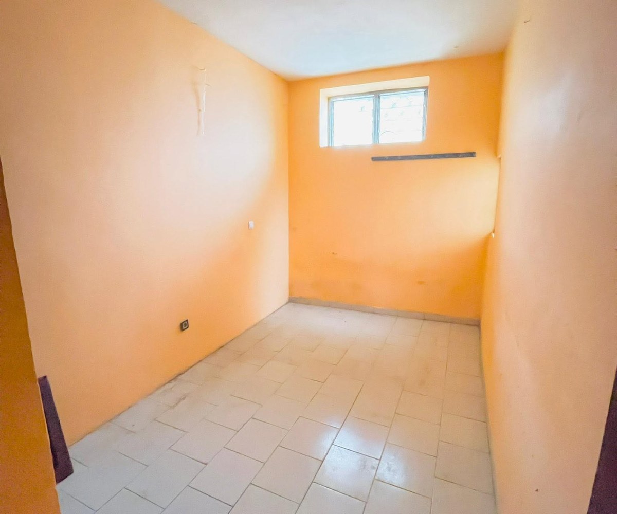 Studio moderne à louer - Biyem-assi TKC