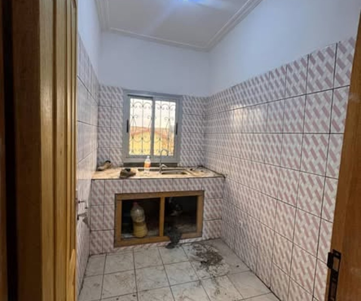 Studio Moderne à Etoudi Moto