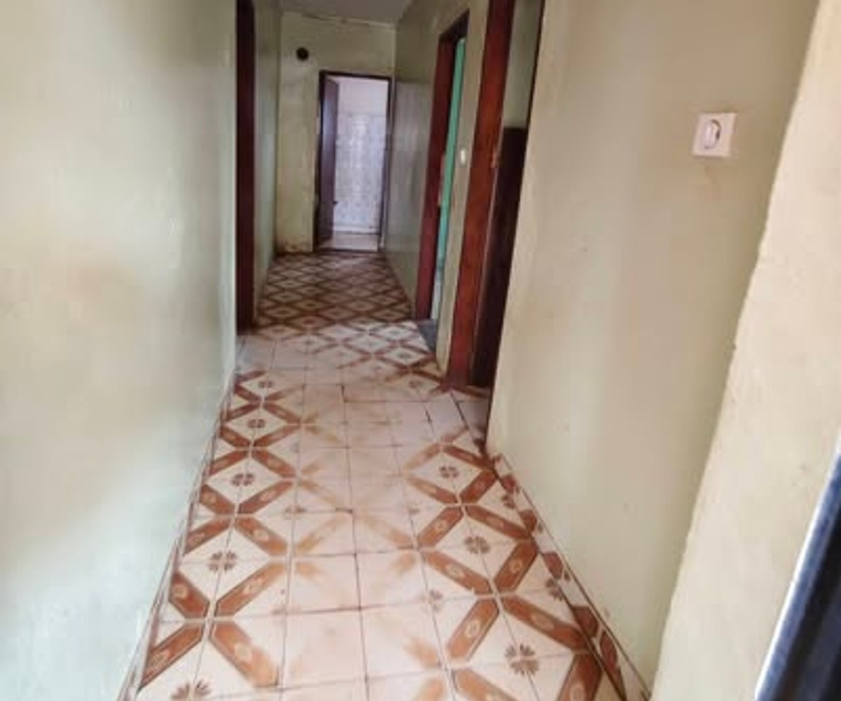 Villa à louer - Essos, Yaoundé