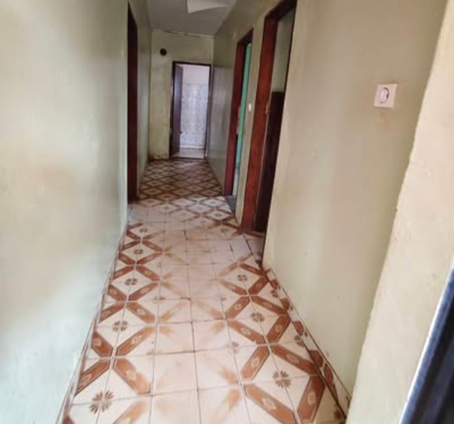 Villa à louer - Essos, Yaoundé