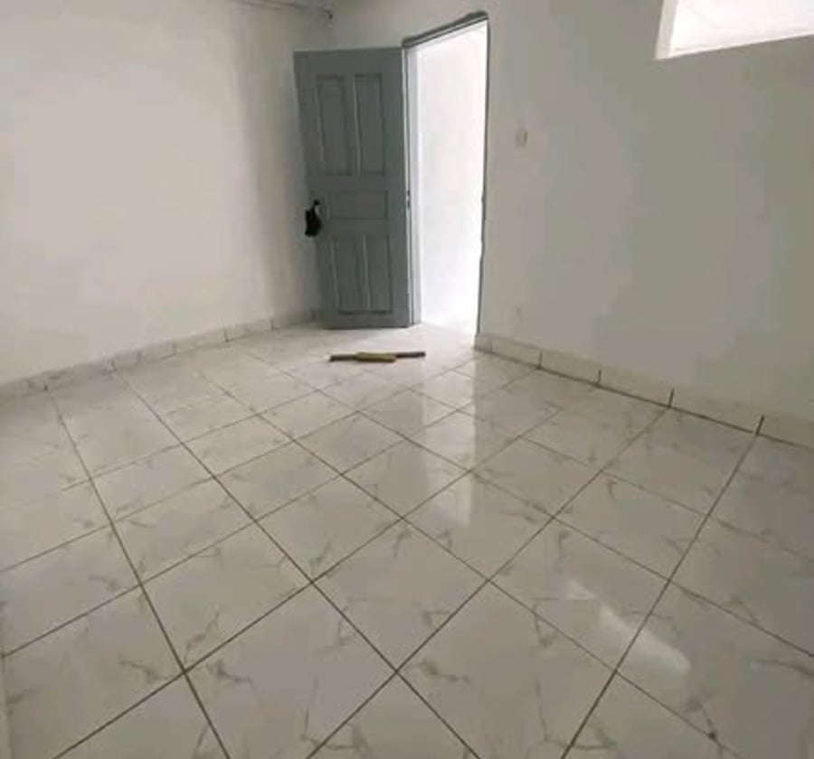 Studio moderne à Nyalla, Douala
