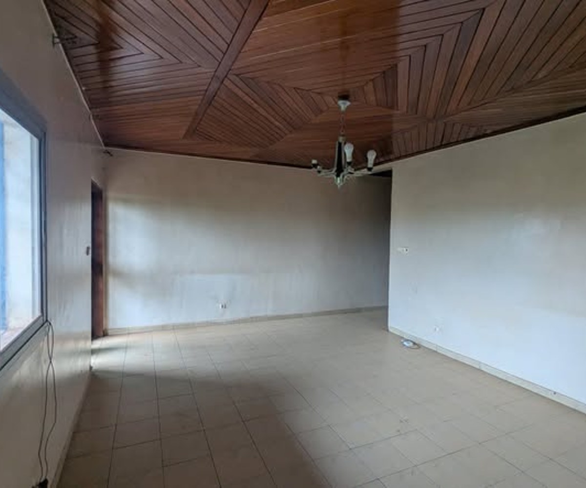 Appartement moderne à louer à Emana