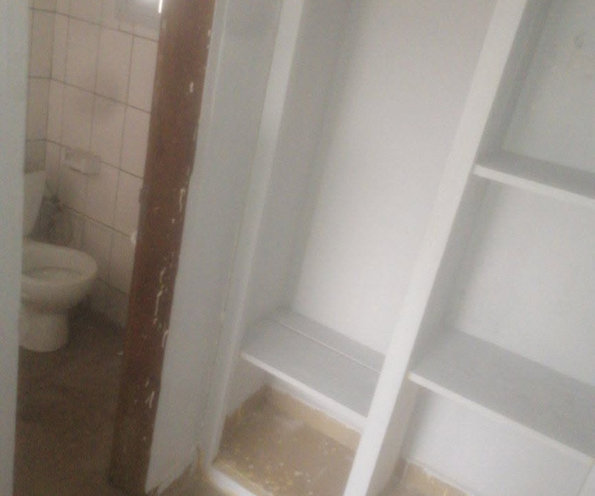 Chambre moderne à louer à Ndokoti