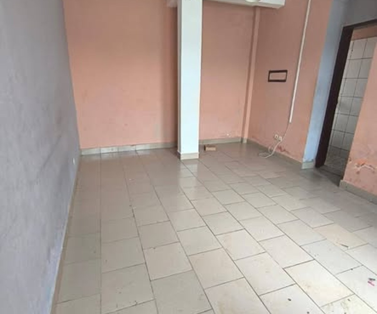 Grand Studio moderne à Ndogbong - Vallée Bifaga