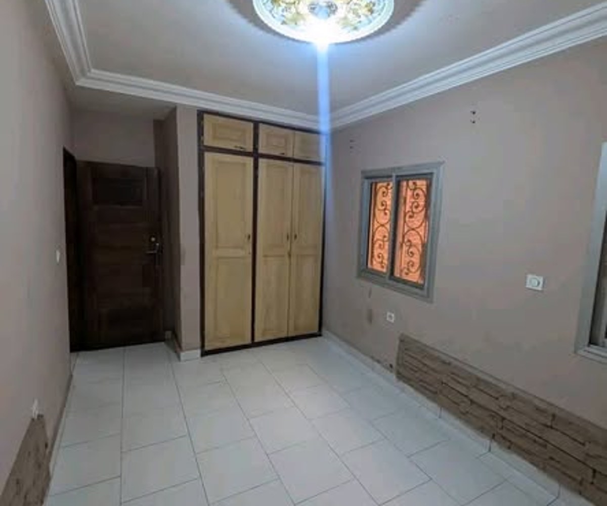 Chambre moderne à Bonamoussadi