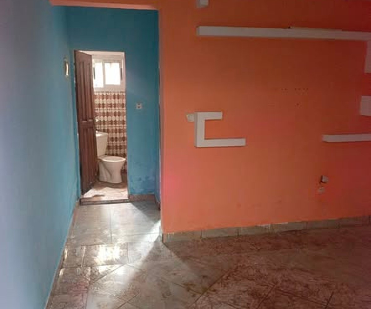 Studio moderne à louer à Logbaba