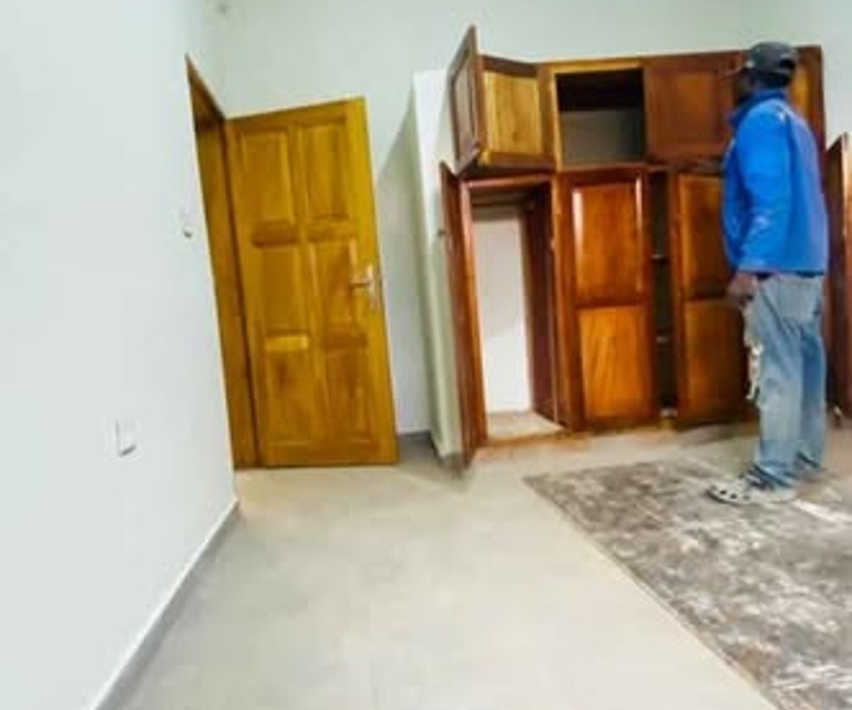 Studio moderne à Biyem-Assi