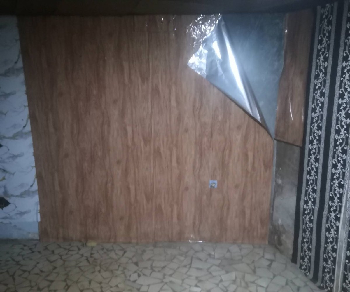 Chambre simple à louer dans barrière à Nkoayos Ekounou