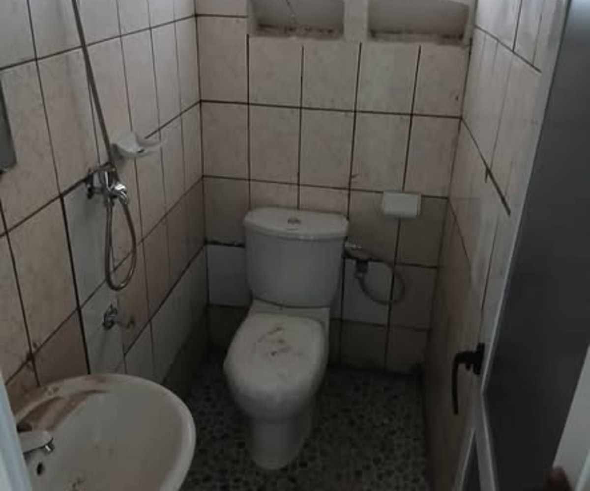 Vaste Chambre Moderne à Bonamoussadi, Douala