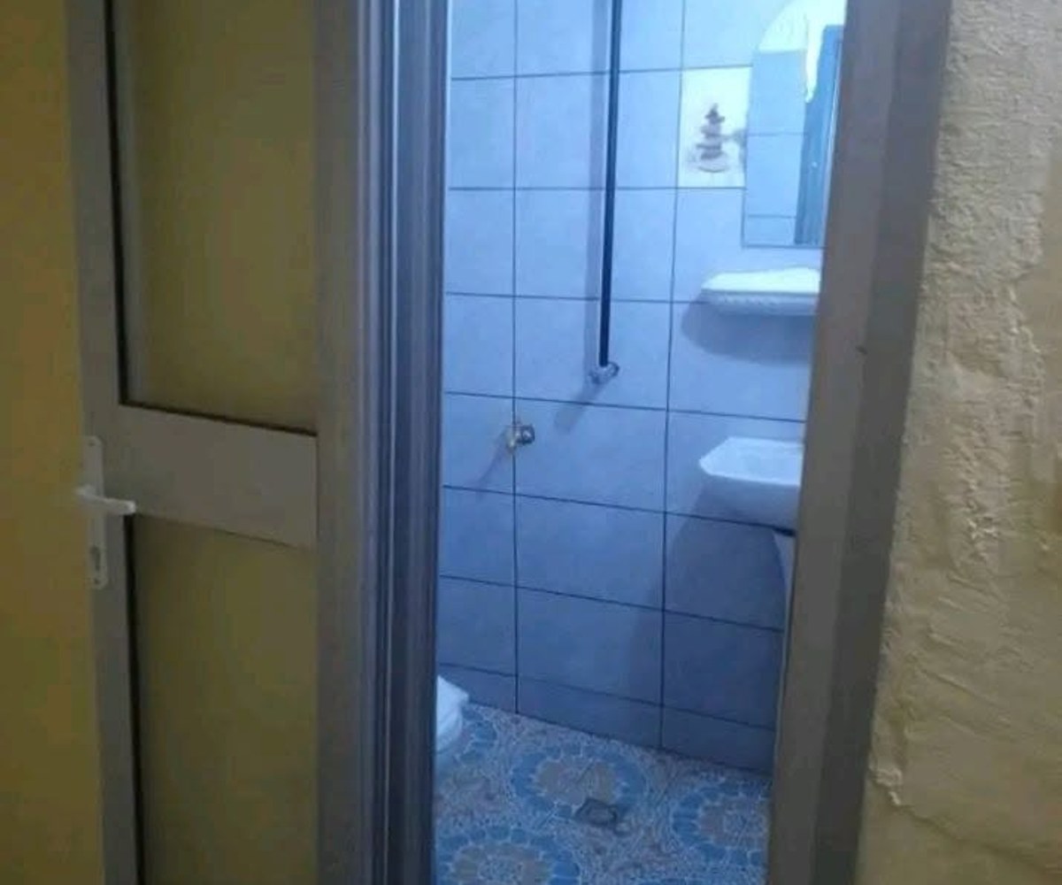 Studio Moderne à Akwa Nord - 70 000 XAF/mois