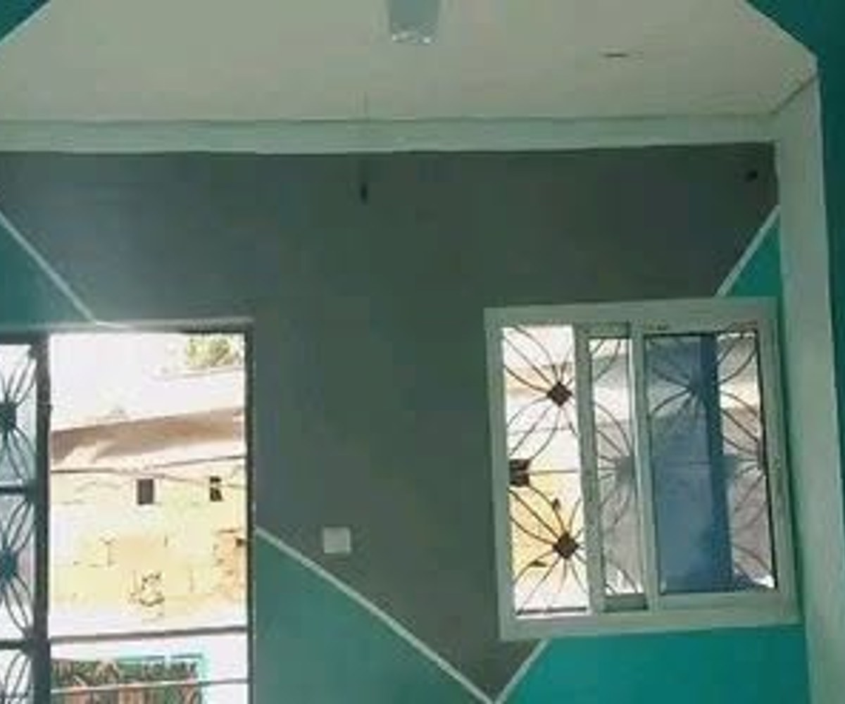 Studio moderne à louer à Logbaba