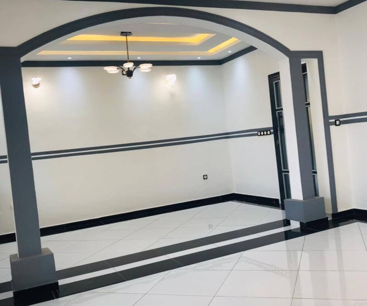 Villa haut standing à louer – Carrefour Régie, Yaoundé