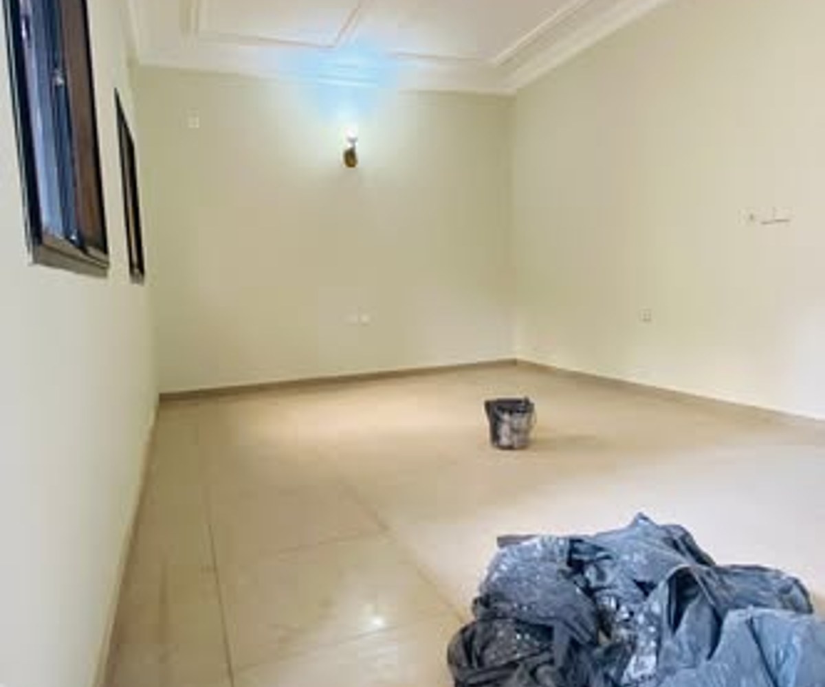 Studio moderne à louer à Biyem-Assi