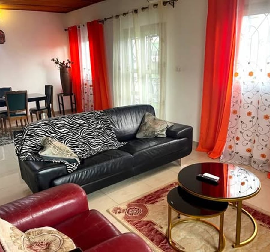 Studio meublé à louer - Makepe Rhône-Poulenc, Douala