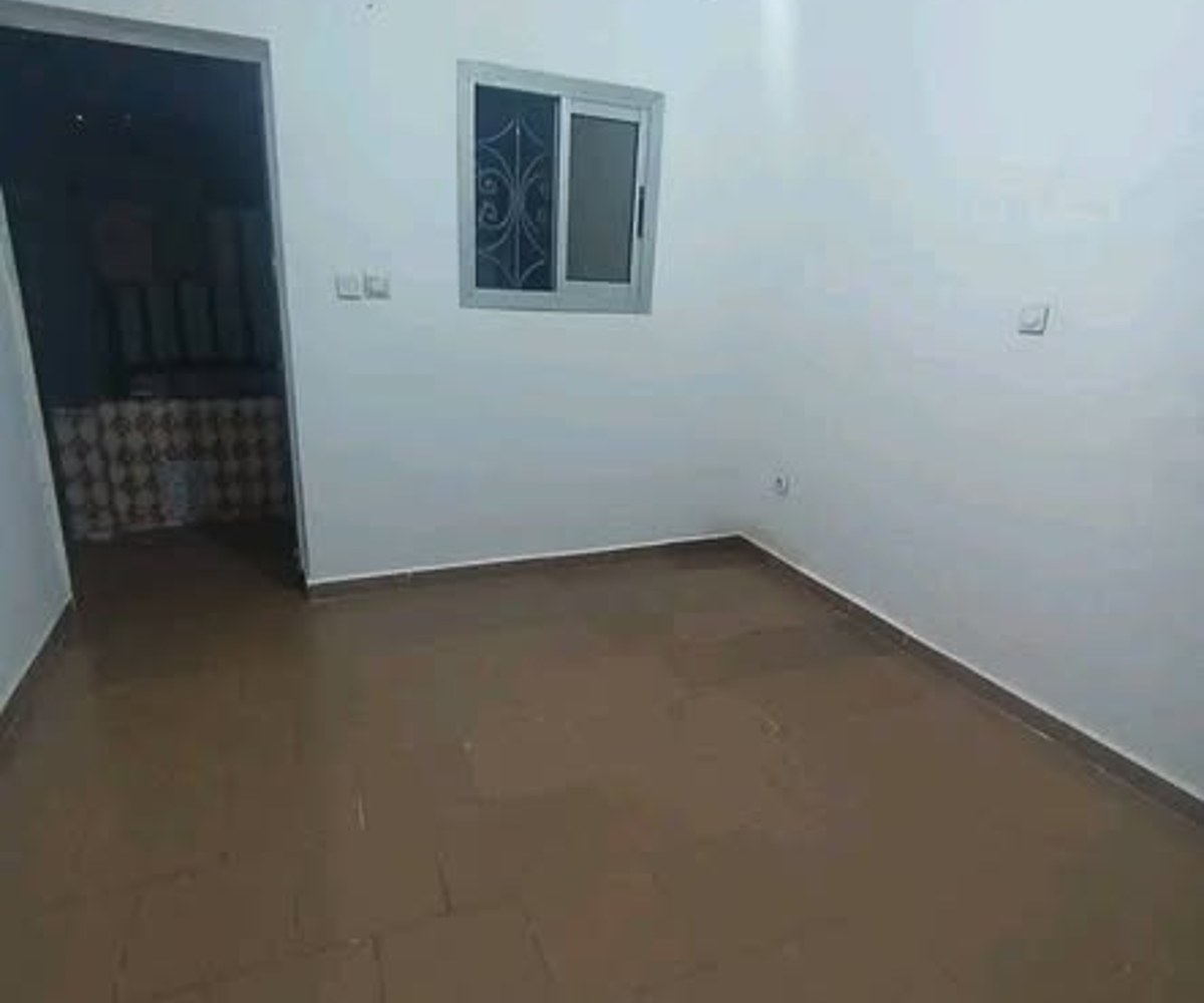 Chambre moderne à louer - Biyem-Assi, Yaoundé