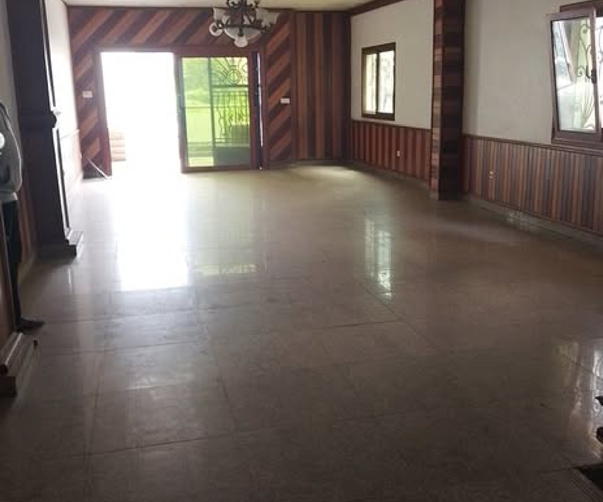 Bureaux haut standing à louer à Yaoundé Bastos Golf