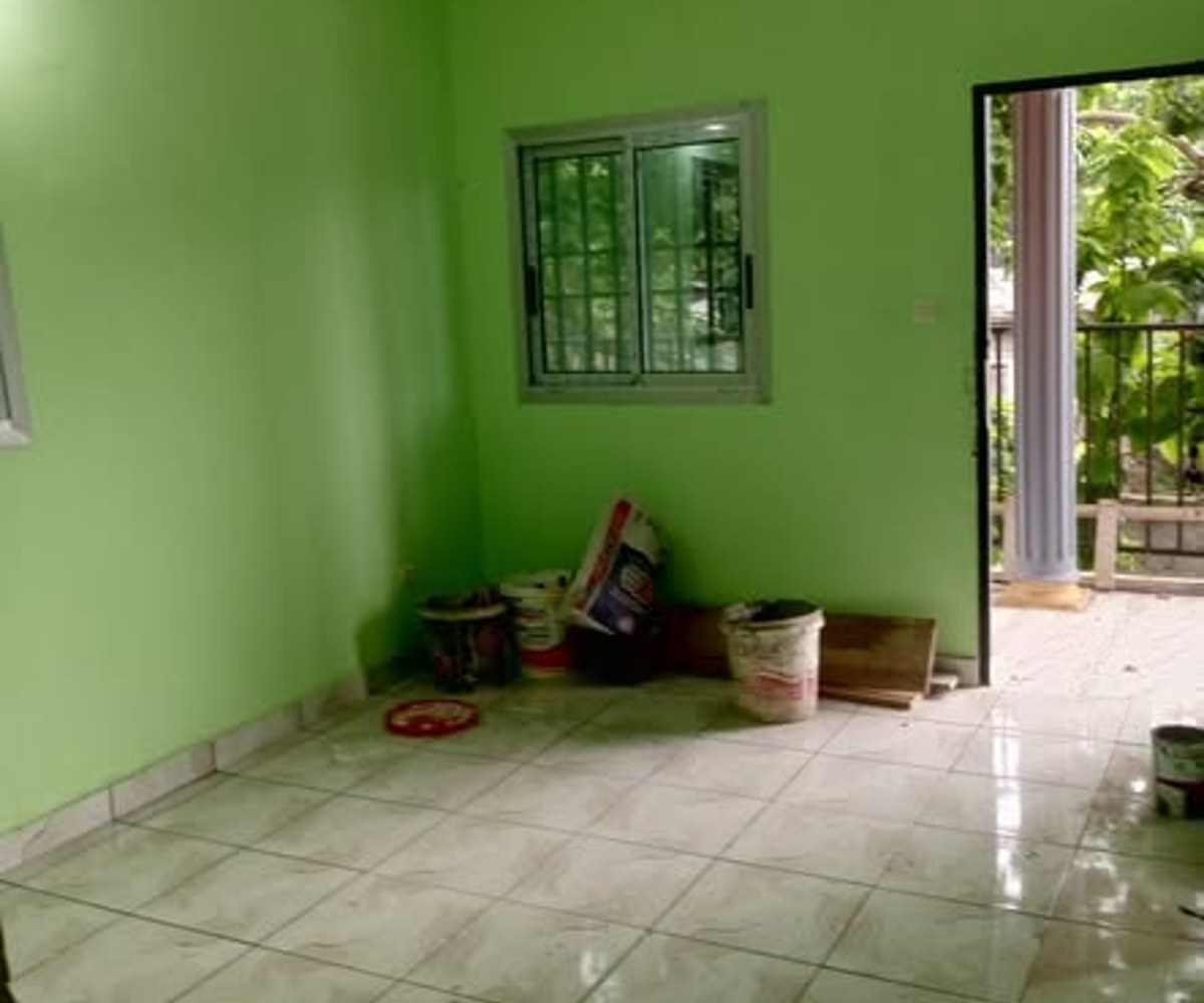 Studio moderne à louer à Village, Douala