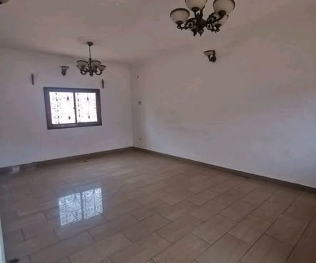 Duplex à louer Nkolmesseng - 250 000 FCFA/mois