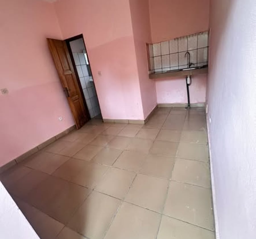 Chambre moderne à Makepe Bel Air