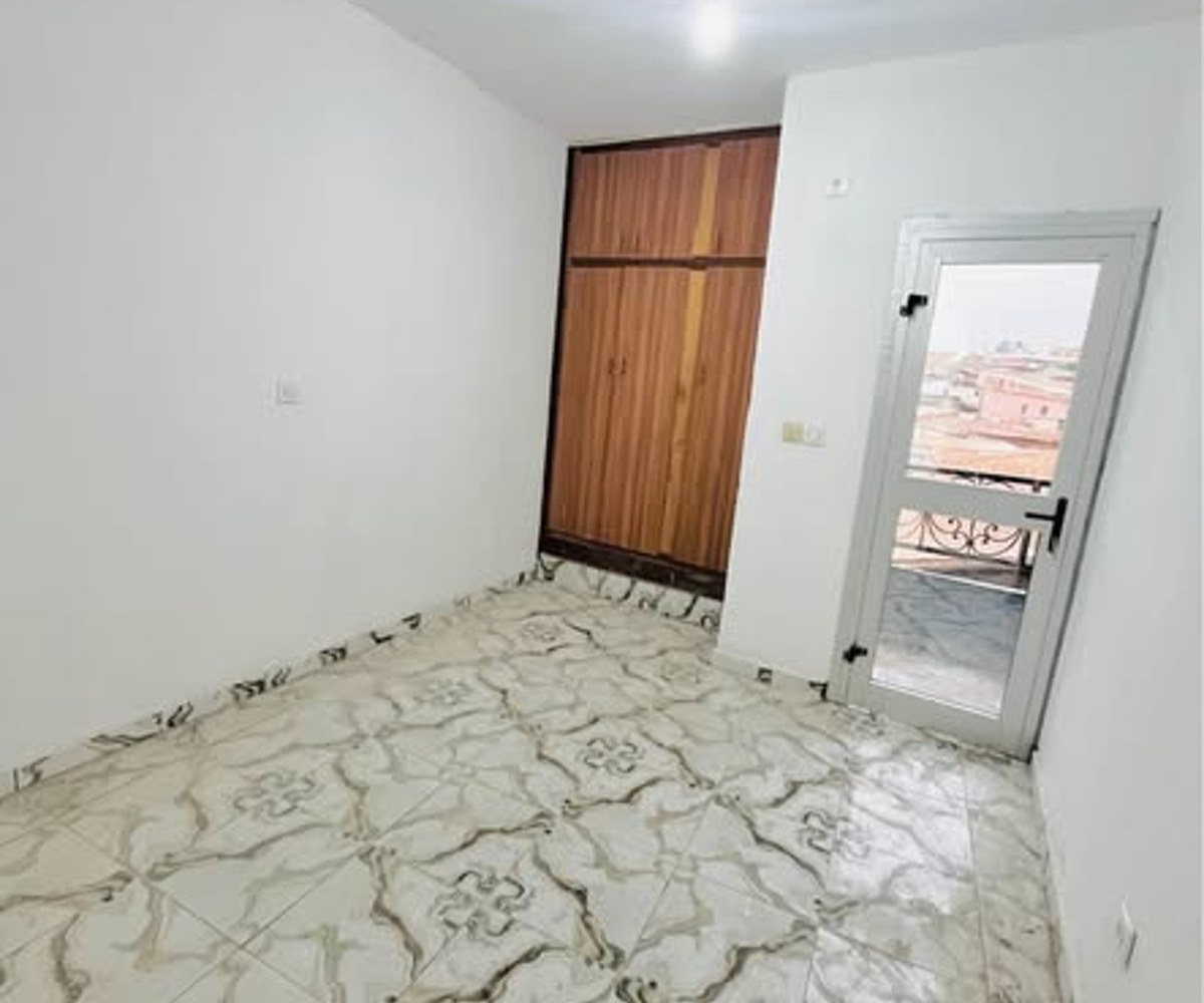 Studio moderne à Obili