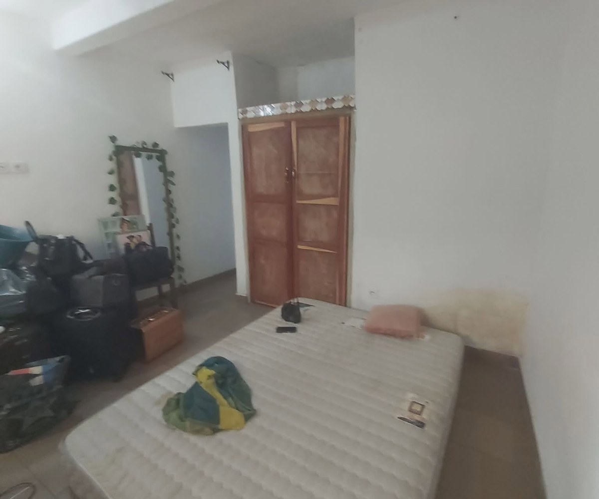 Chambre moderne à Biyem-Assi