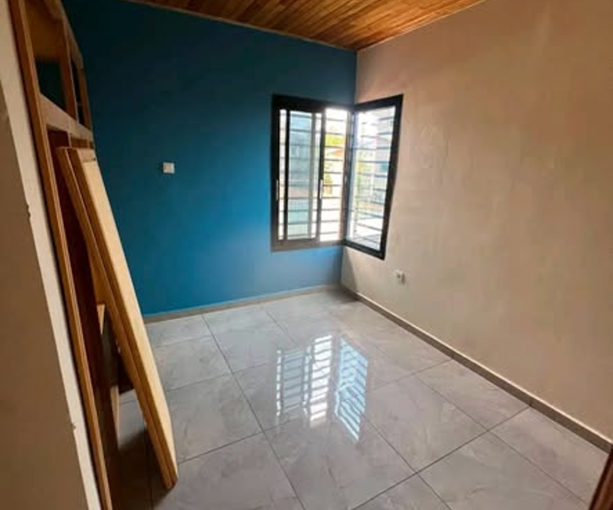 Appartement moderne neuf à louer à Olembe