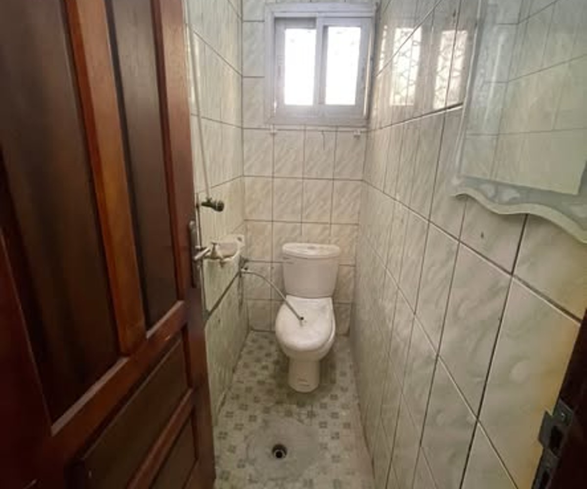 Appartement moderne neuf à Nyalla Parisò