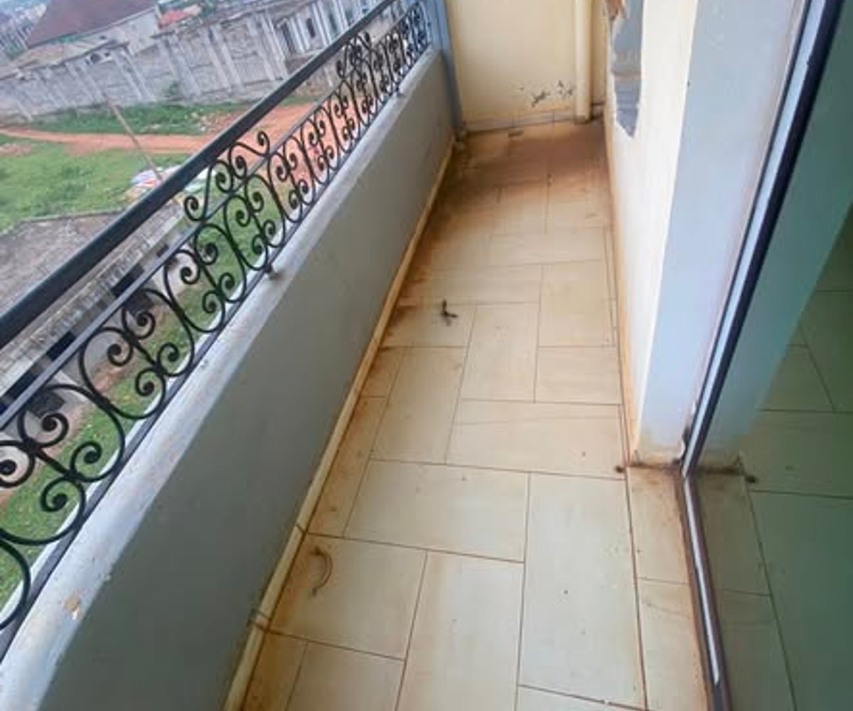 Appartement moderne 2 chambres à Etoudi