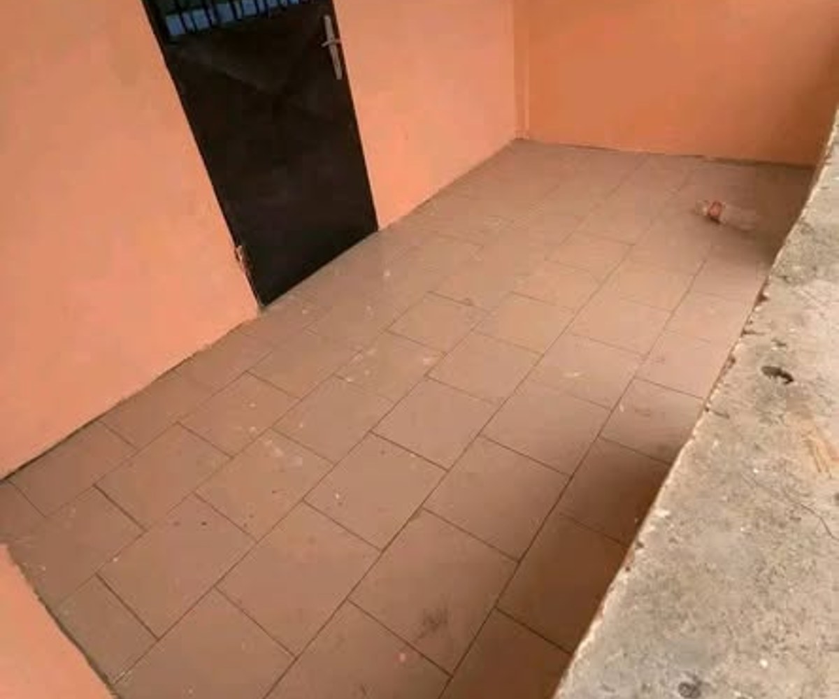 Chambre moderne à Logbaba, Douala