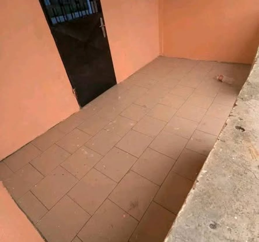 Chambre moderne à Logbaba, Douala