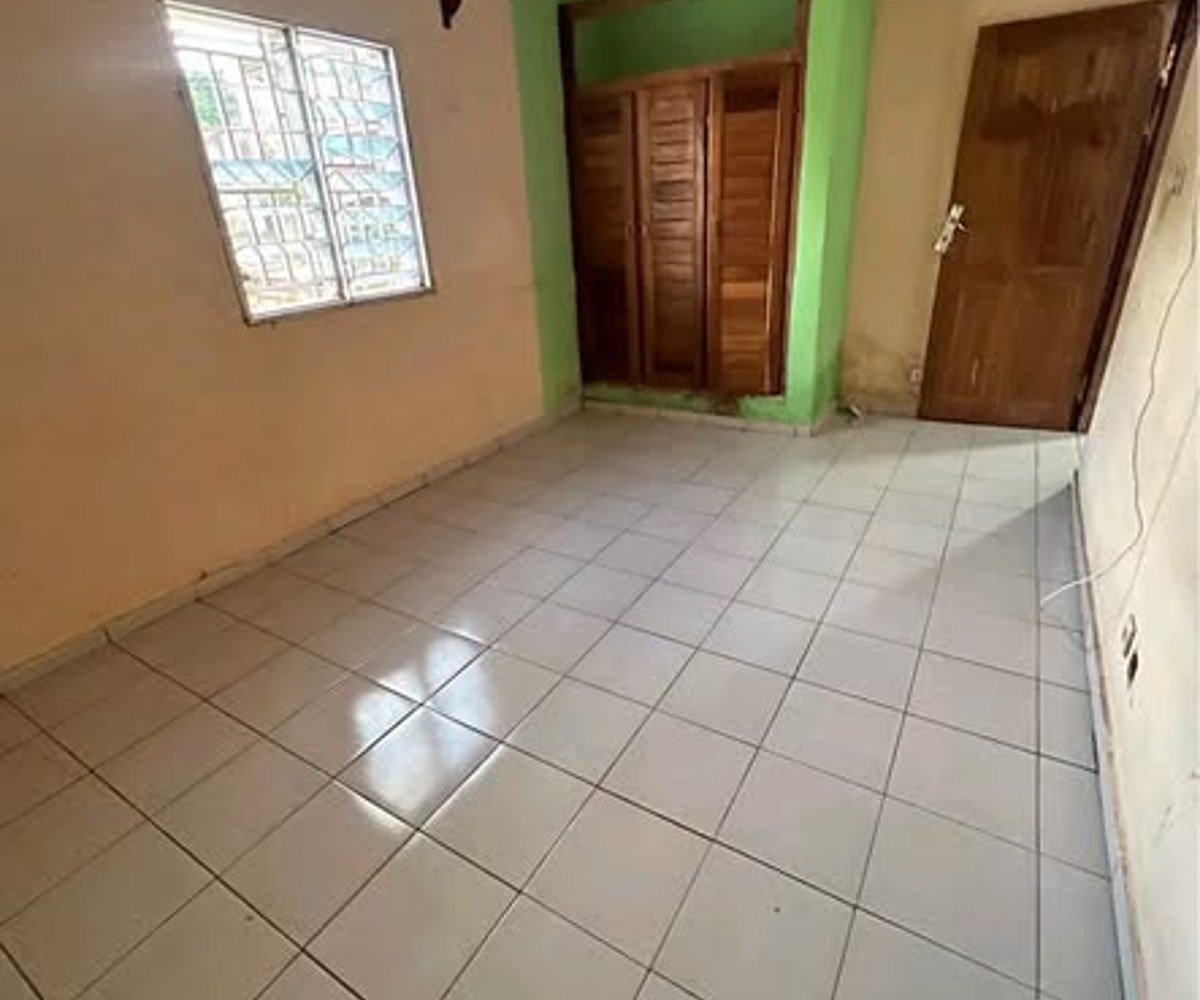 Appartement moderne à louer à Tradex Emana