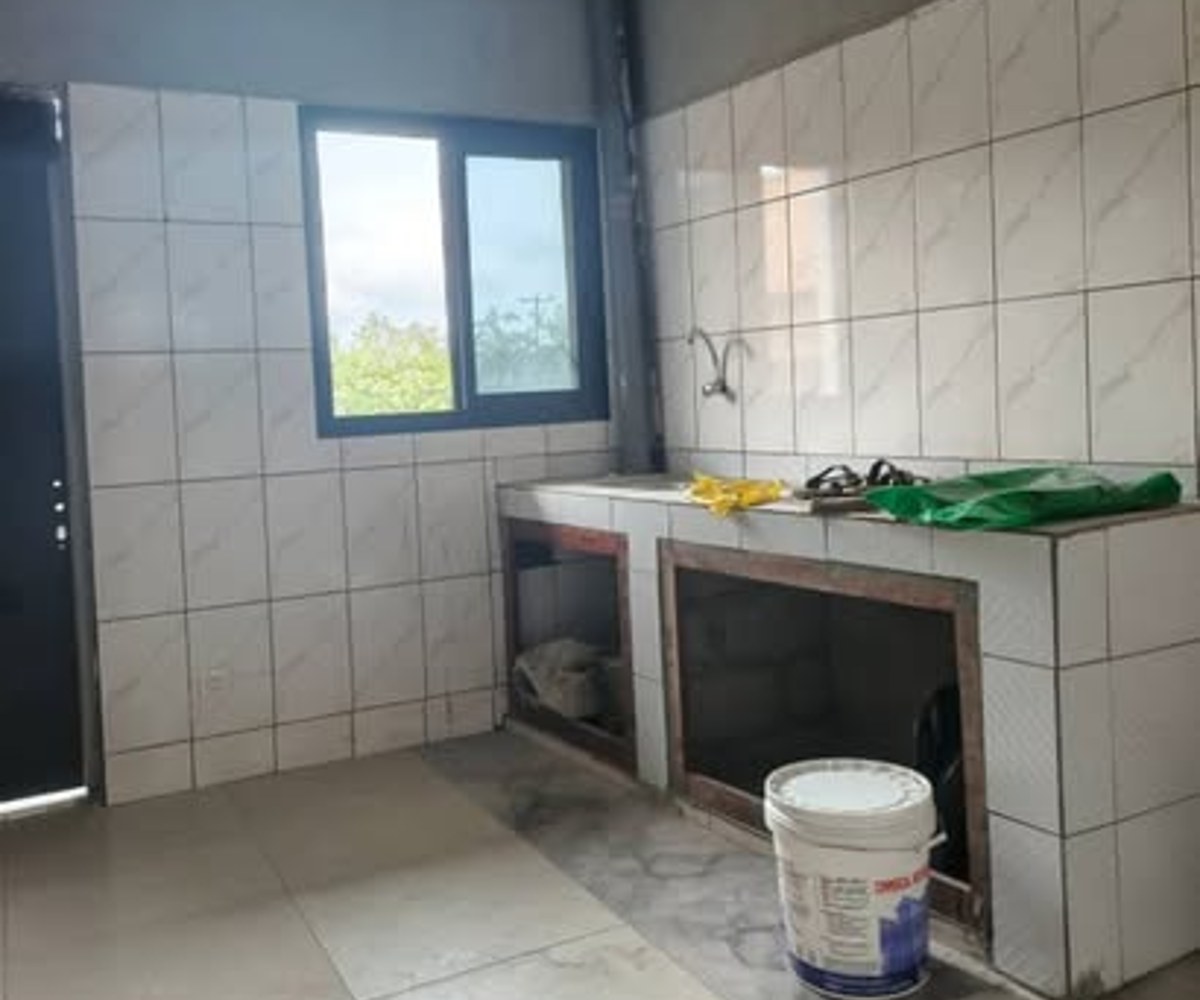 Immeuble R+3 à louer - Ndogbon