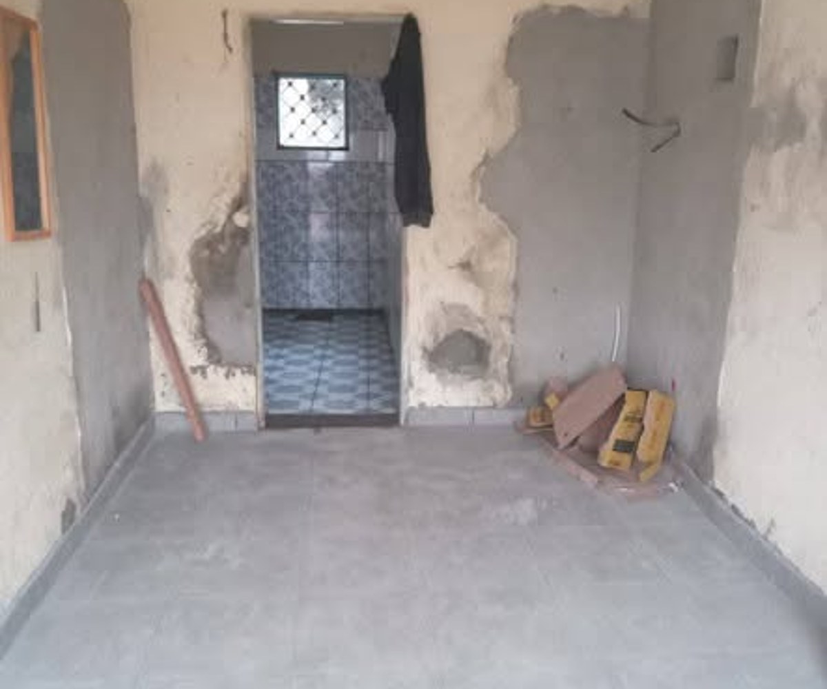 Chambre moderne à louer à Biyem-Assi