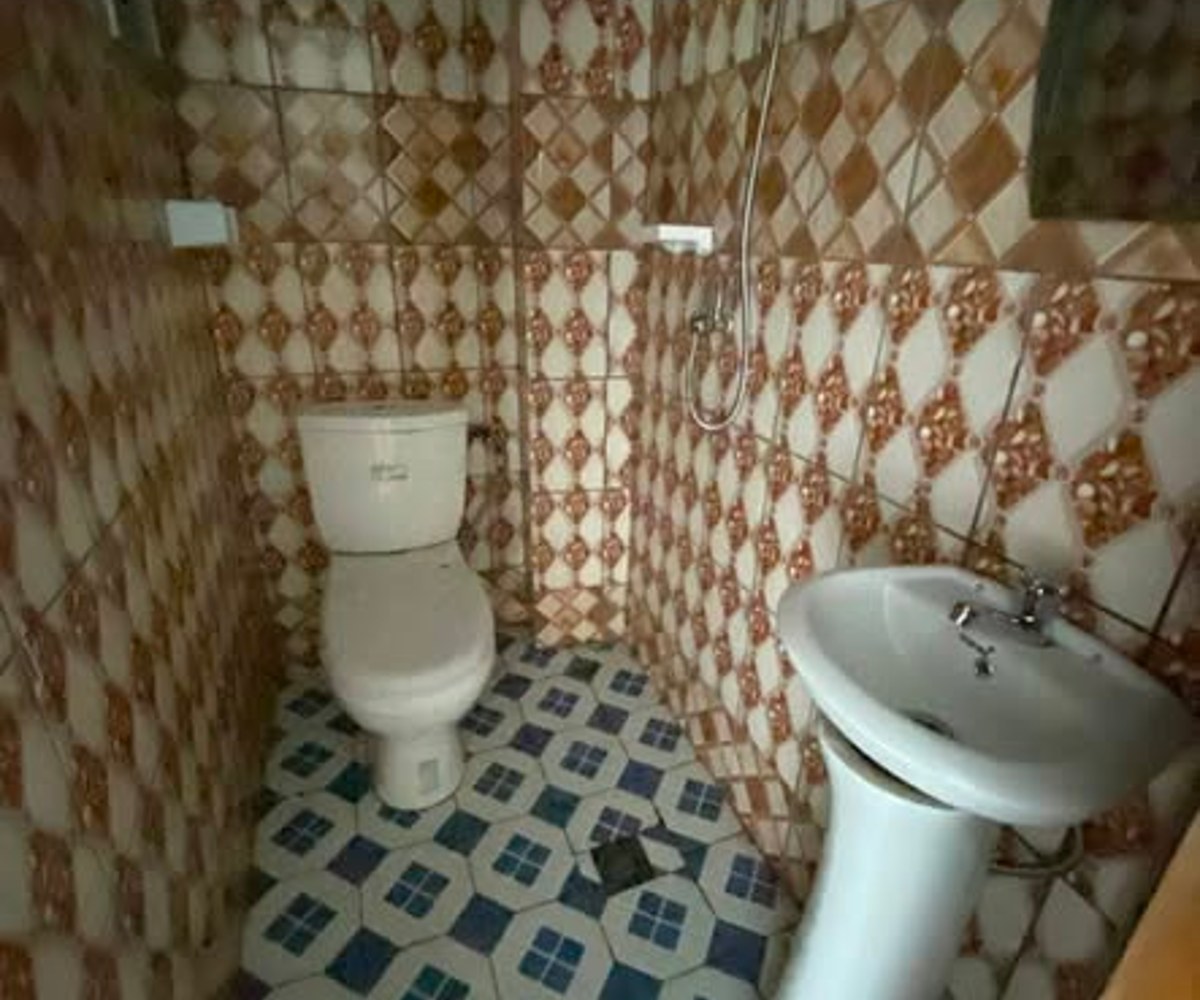 Studio moderne à louer à TKC