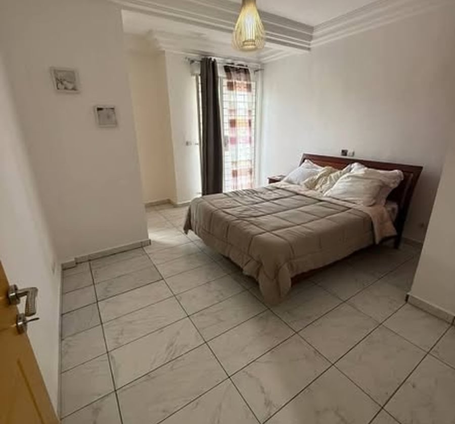 Vaste appartement haut standing à louer - Bonapriso, Douala
